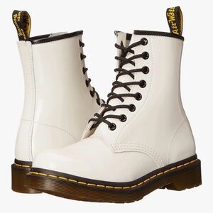 Dr. Martens Women's 1460 W Patent Leather 8 Eye Boot, White|*LIKE NEW*
